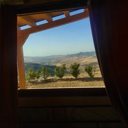 Montesoprano - - - Gym -camping - Séjour à la ferme